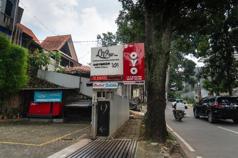 Ln9 Bandung Guest House Eksteriør billede